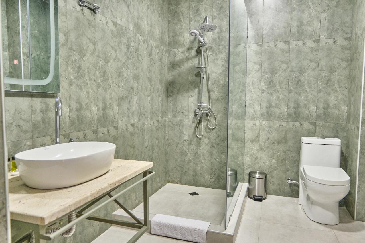 21 Rooms Hotel Gyumri Exterior photo
