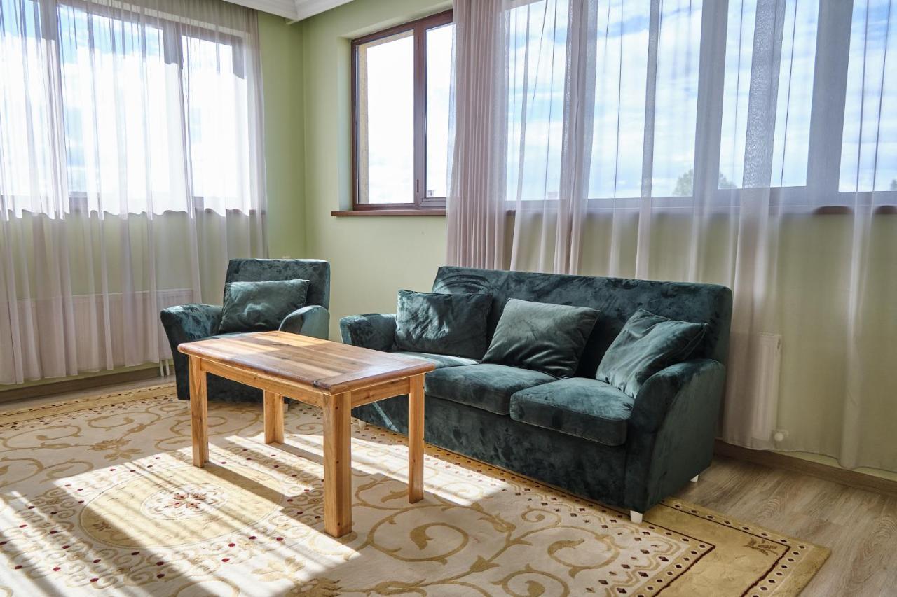21 Rooms Hotel Gyumri Exterior photo
